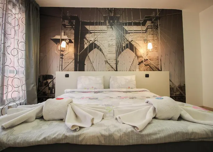 Trendy & Deluxe By Flat Mаnager *